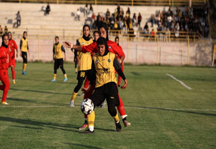 پیروزی خانگی زنان فوتبالیست سپاهان مقابل یاسام کردستان
