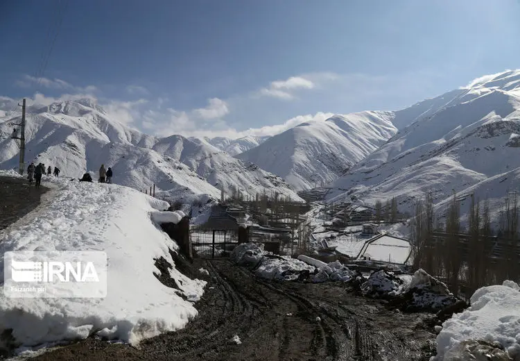یخبندان با کاهش دما تا ۱۲ درجه/ تشدید بارش برف و باران