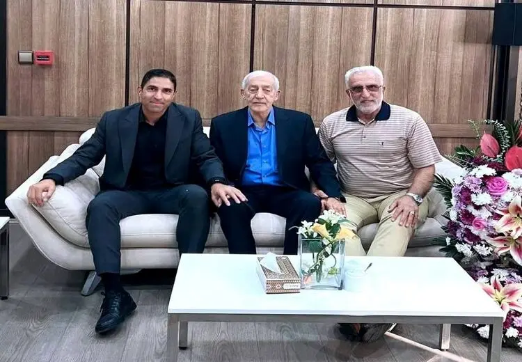  دیدار وحید هاشمیان با محمد دادکان و حسین فرکی