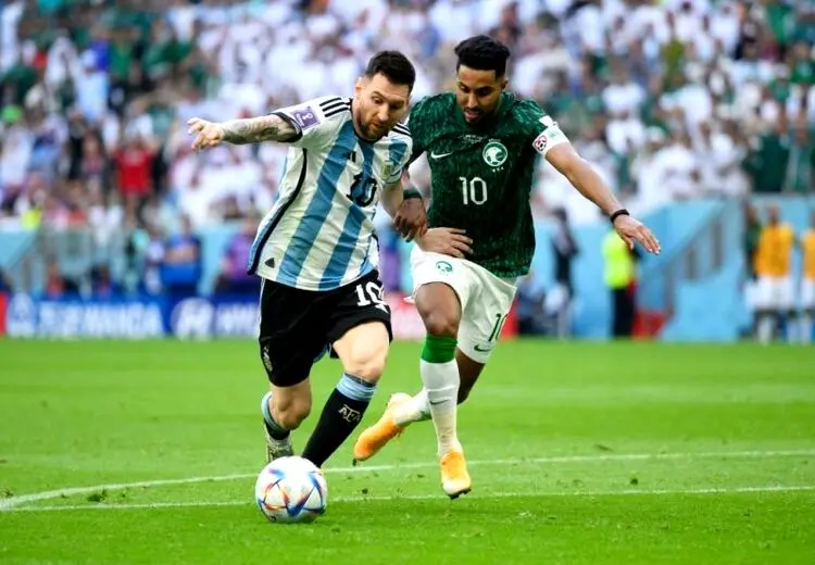 مرد سال فوتبال آسیا، از تیم ملی خط خورد
