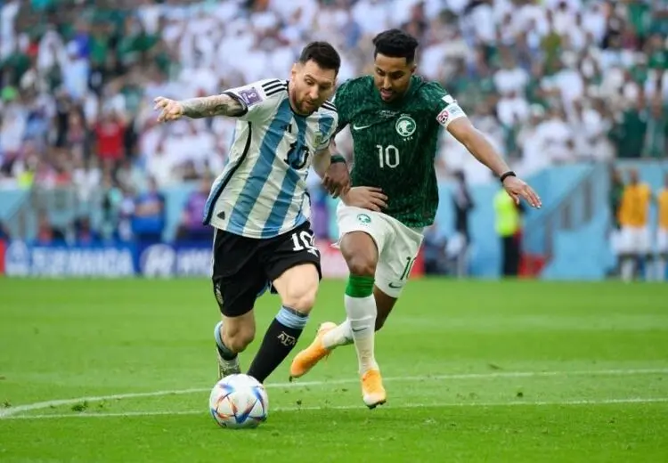 مرد سال فوتبال آسیا، از تیم ملی خط خورد