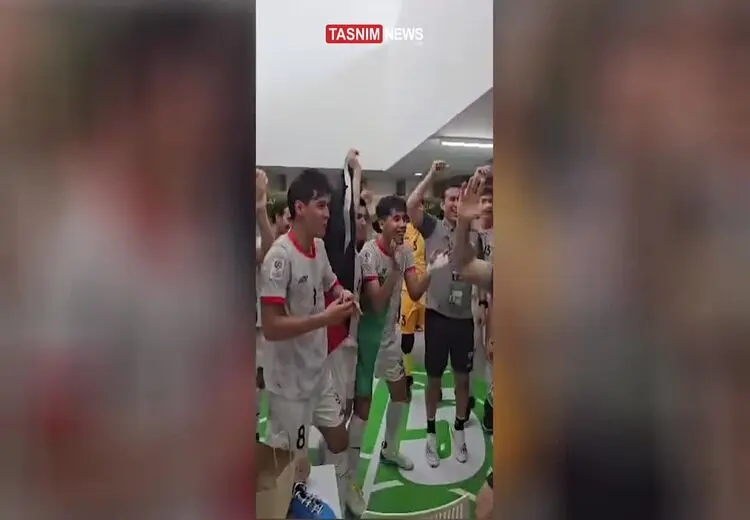  رقص و شادی بازیکنان تیم ملی افغانستان با آهنگ صادق بوقی!