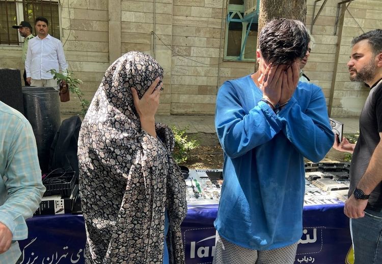 بازداشت همسر مقتول همراه با مردی آشنا در خانه متروکه !