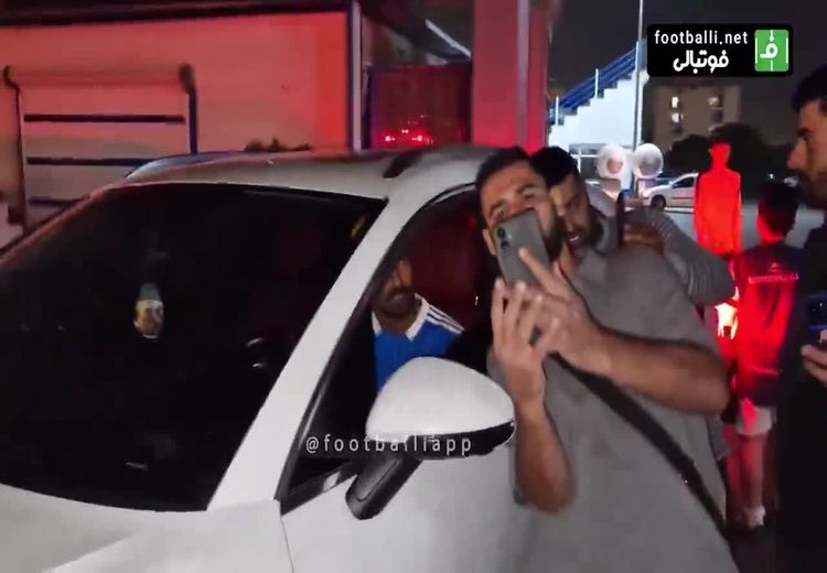 رامین خطاب به هوادار استقلال: برو اعصاب ندارم!