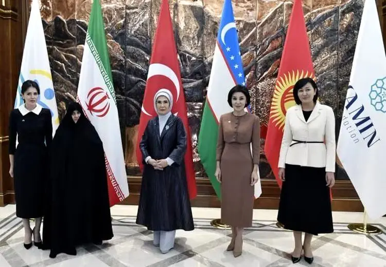 عکس وایرال شده از جمیله علم الهدی در کنار همسر اردوغان