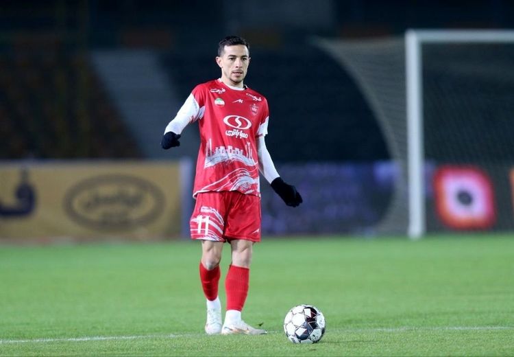 وحید هاشمیان روی نام هافبک پرسپولیس خط قرمز کشید !