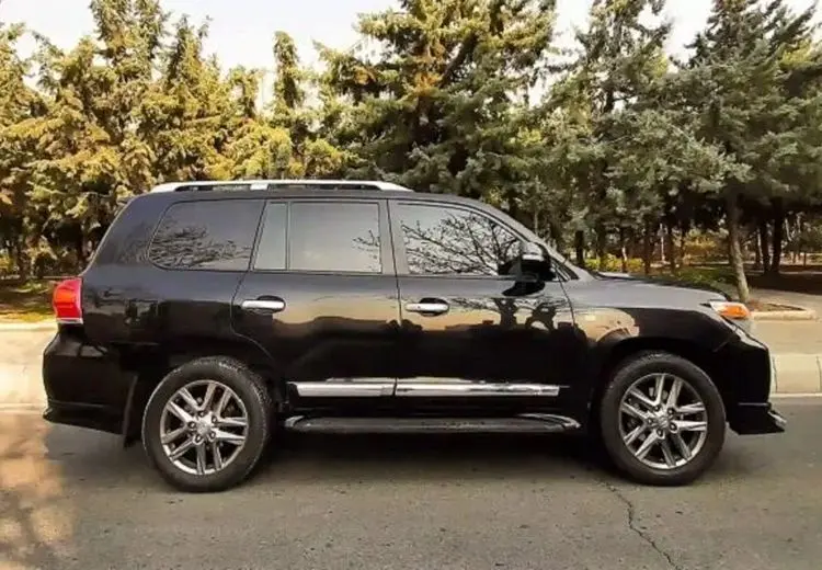 خودروی ۲۰۰ میلیاردی قاچاق توقیف شد