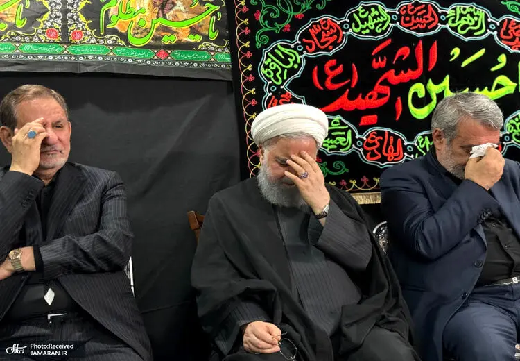 مراسم عزاداری حضرت اباعبدالله الحسین (ع) در دفتر حسن روحانی 