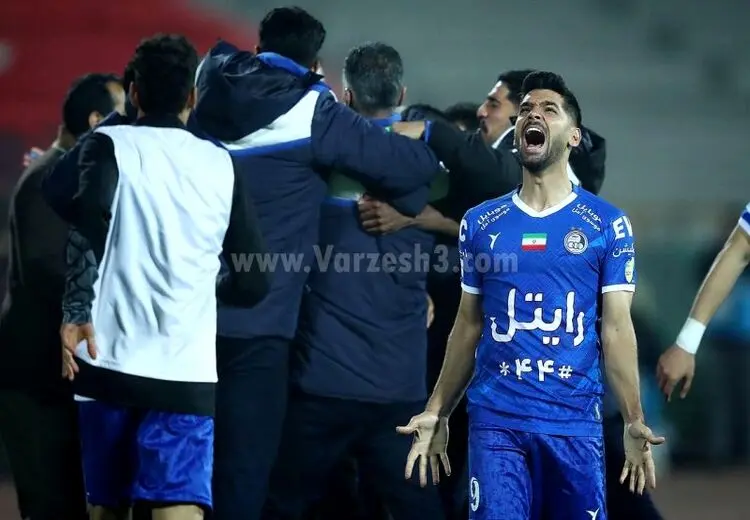 جشن انفرادی یک استقلال خارج از هیاهو + عکس