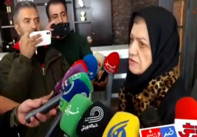 همسر مرحوم پورحیدری از استقلال می‌رود