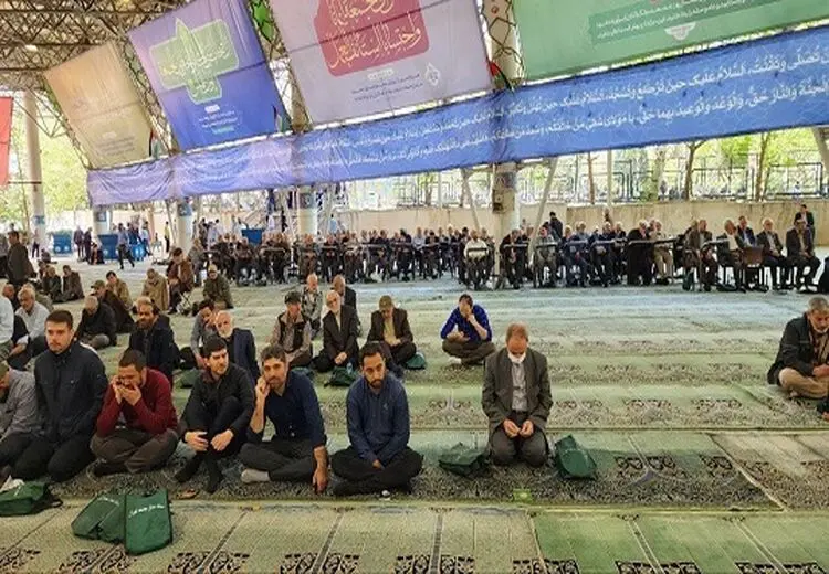 تصاویری از تعداد حاضرین در نماز جمعه تهران به امامت صدیقی

​