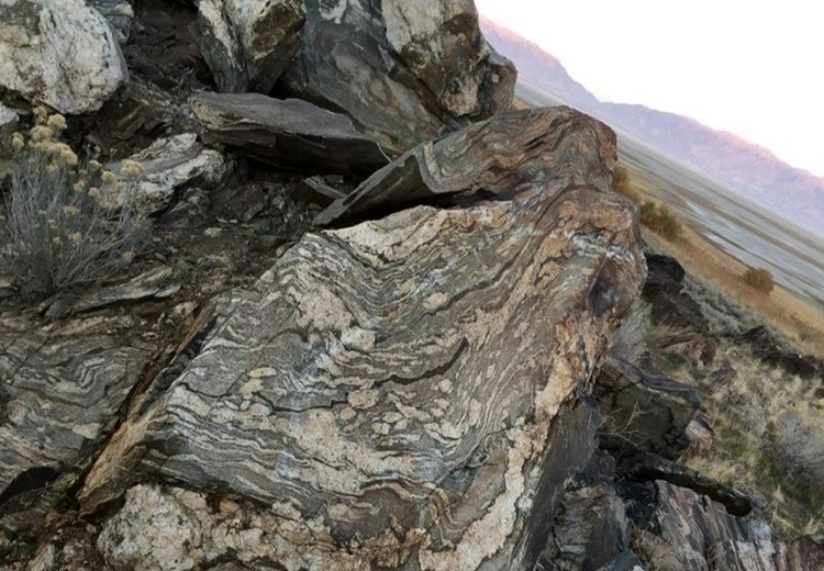 قدیمی‌ترین سنگ‌هایی که روی زمین کشف شده‌اند + عکس