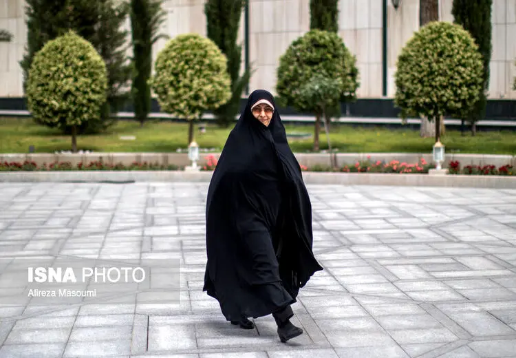 انسیه خزعلی: به جای کاهش ساعت کاری، باید به دنبال افزایش دورکاری مادران باشیم