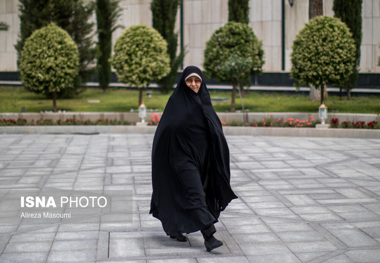 انسیه خزعلی: به جای کاهش ساعت کاری، باید به دنبال افزایش دورکاری مادران باشیم