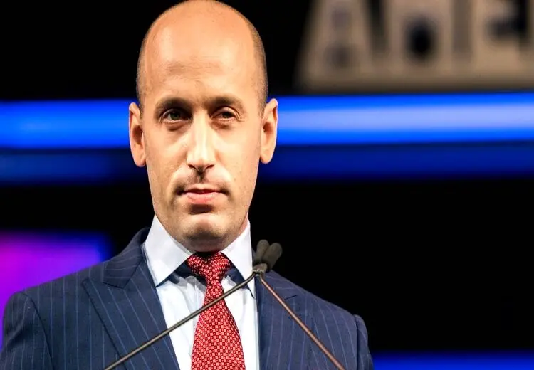 دستیار ترامپ: نفت ونزوئلا متعلق به آمریکا است