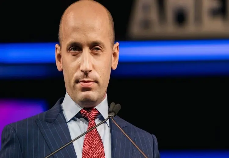 دستیار ترامپ: نفت ونزوئلا متعلق به آمریکا است