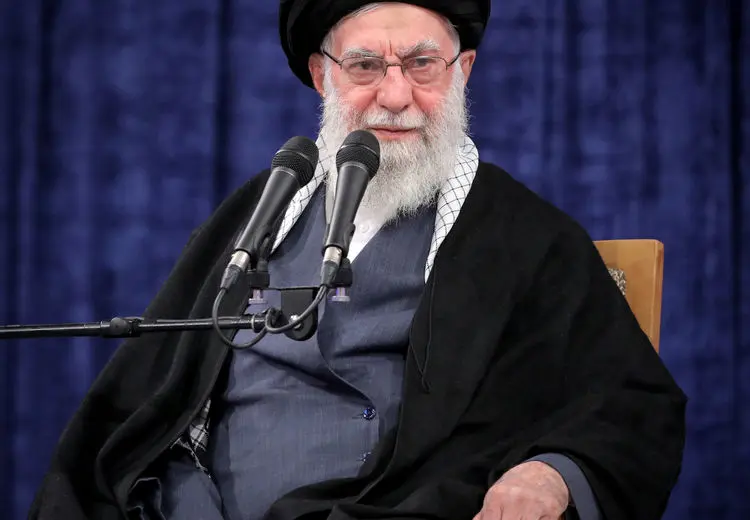 بیانیه دیپلمات‌های ایرانی در حمایت از رهبر انقلاب