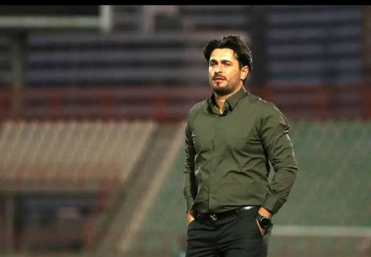 دقیقی: بابت برخی مسائل فنی از بازیکنانم گله دارم