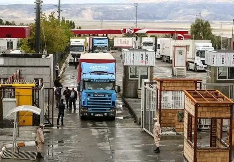 فعالیت کامل مرز بازرگان در حمل‌ونقل کالا و ترانزیت