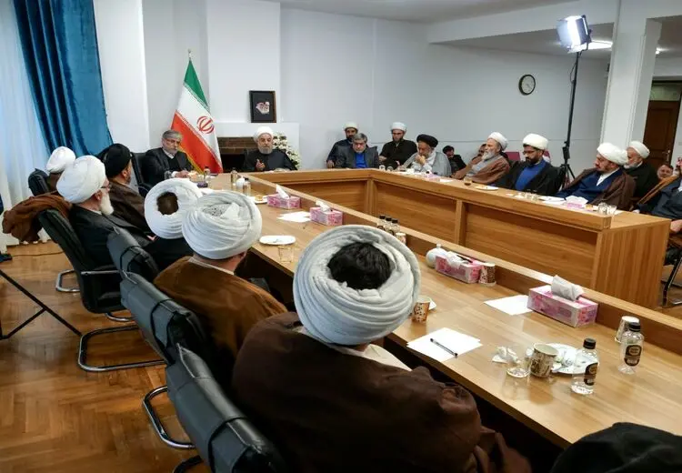 حسن روحانی: اقلیت حاکم می‌خواهد انتخابات حداقلی باشد/ دولت فعلی با مشکلات دولت‌ قبل مواجه نیست، ولی شرایط زندگی مردم به مراتب بدتر شده