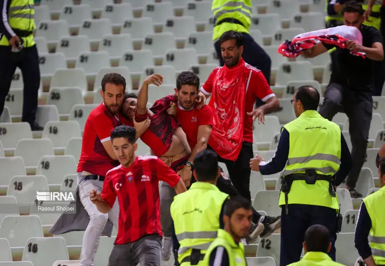 غش‌کردن هوادار پس از باخت تراکتور