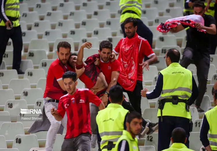 غش‌کردن هوادار پس از باخت تراکتور