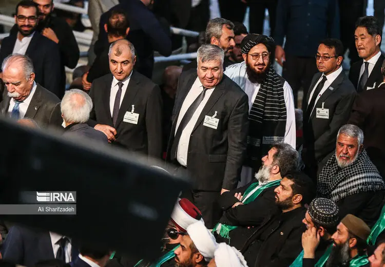 کاردار طالبان در مراسم سالگرد رحلت امام!