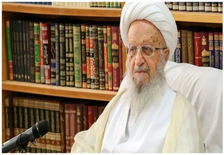 توضیح دفتر مکارم شیرازی درباره فتوای برداشتن حجاب در خارج از کشور