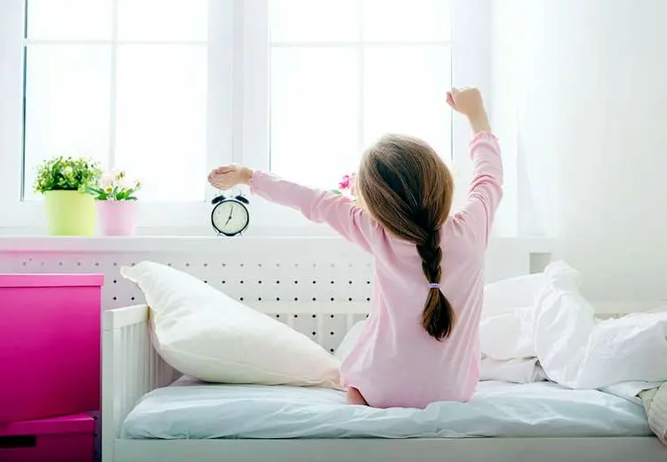 بعد از بیدار شدن از خواب این 3 کار را حتما باید انجام داد!