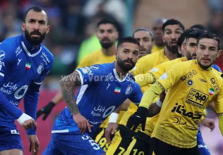 تغییر زمان دیدار استقلال و سپاهان !