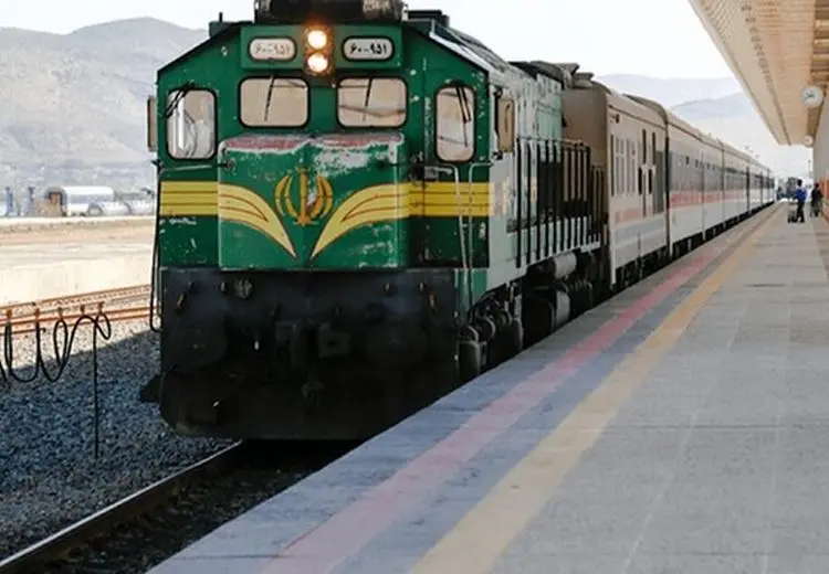 آغاز بازسازی فوری خطوط آسیب‌دیده ریلی/بازگشت تدریجی قطارهای مسافری