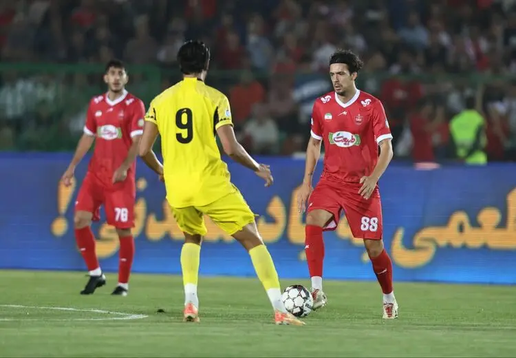 بازگشت هافبک تأثیرگذار پرسپولیس به تمرینات تیم 