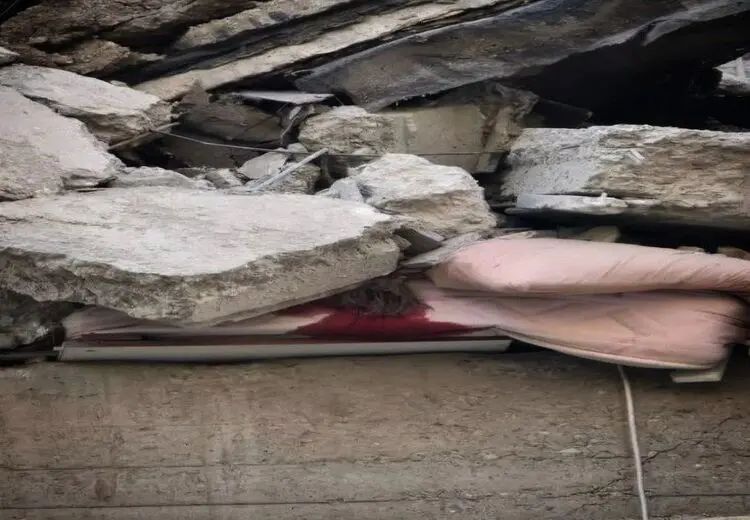 عکس/ شهادت یک کودک تهرانی موقع خواب