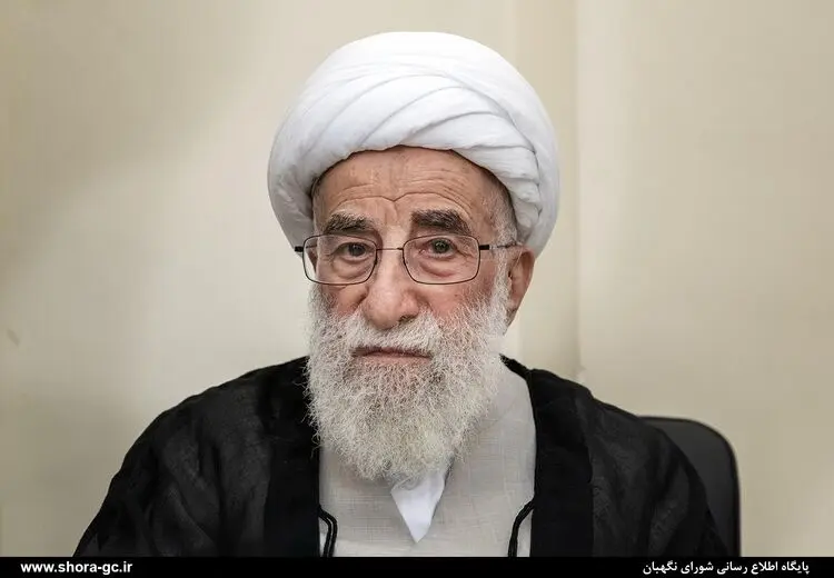 آیت‌الله جنتی: در مبارزه با ظلم و فساد نباید کوتاه آمد