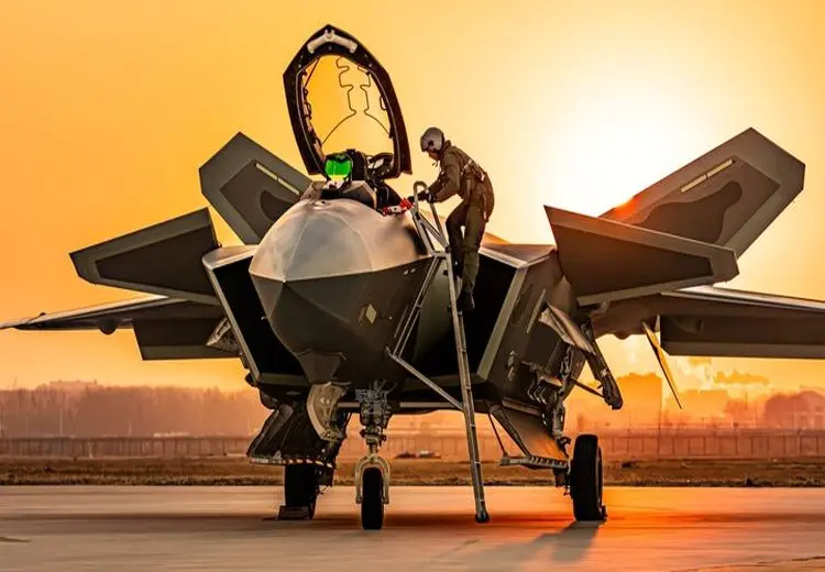 چین به تکنولوژی جنگنده نسل ششم رسید