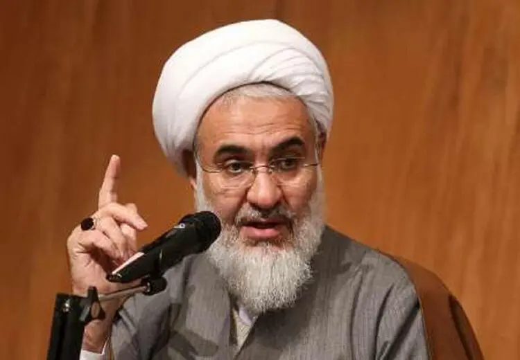 امام جمعه قزوین: صدا و سیما افراد با ژست عروسکی را مجری نکند 