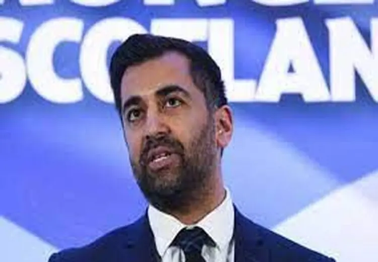 نماز جماعت به امامت نخست وزیر جدید اسکاتلند + عکس