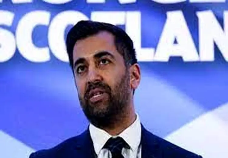نماز جماعت به امامت نخست وزیر جدید اسکاتلند + عکس