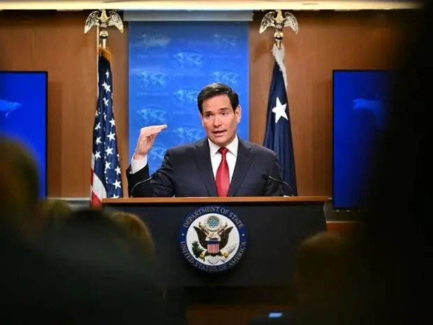 توضیح وزیر خارجه آمریکا درباره تغییر محل مذاکرات ایران