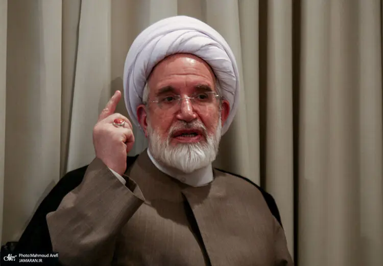 حمله کیهان به کروبی: عقده گشایی سیاسی می‌کنی