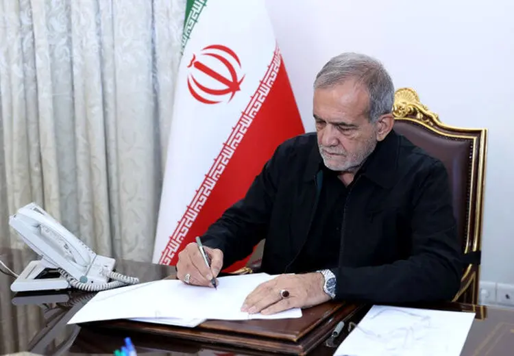 رئیس‌جمهور: ملت شریف ایران بدانند خون دختران شهیدمان پایمال نخواهد شد