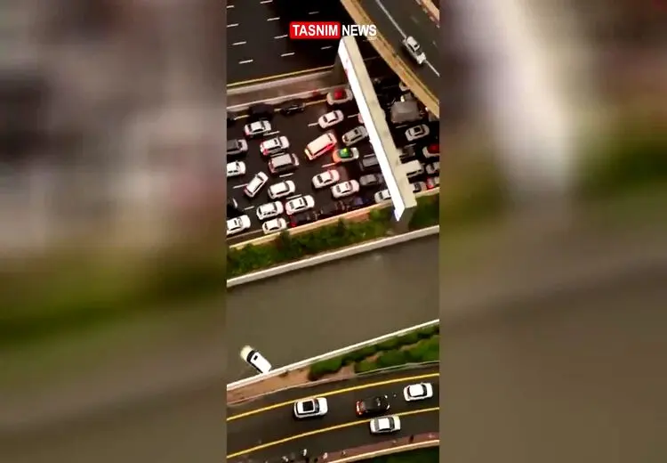 آبگرفتگی بزرگراه معروف دبی بعد از بارندگی!