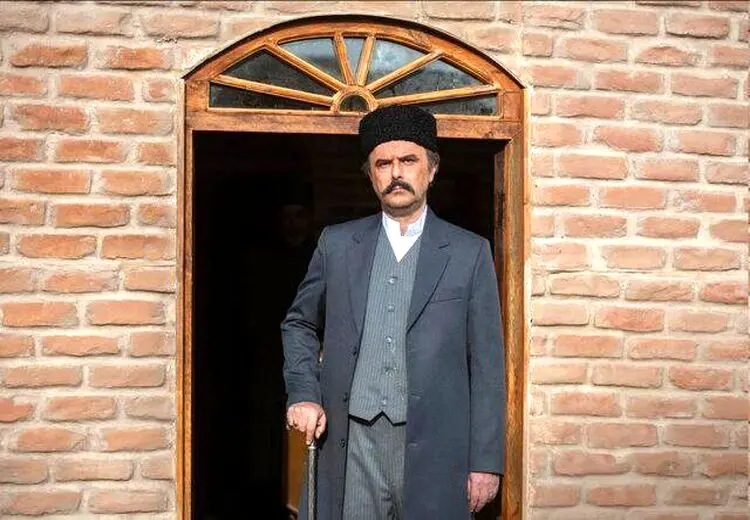 بازیگر محبوب ناگهان سریال بامداد خمار را ترک کرد