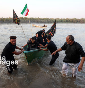 استقبال از زائران کربلا در روستای «خلیفه حیدر»