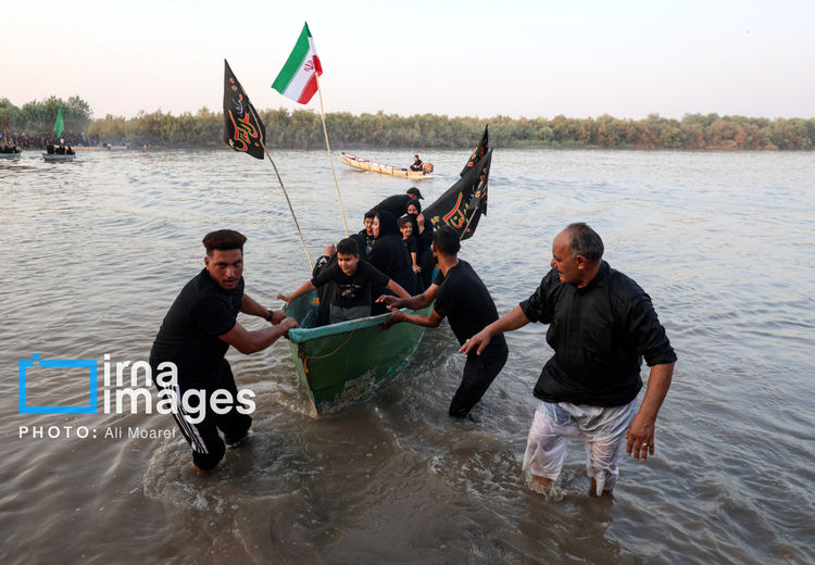 استقبال از زائران کربلا در روستای «خلیفه حیدر»