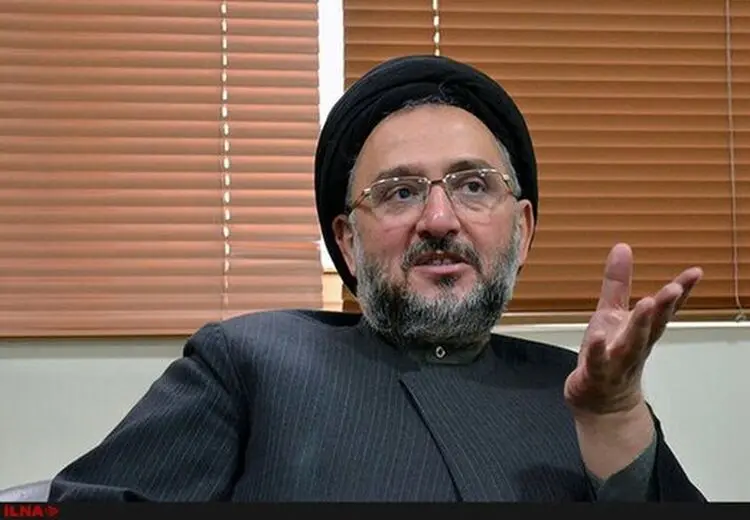 ابطحی: آقای لاریجانی واژه «خالص ساز» معرکه بود