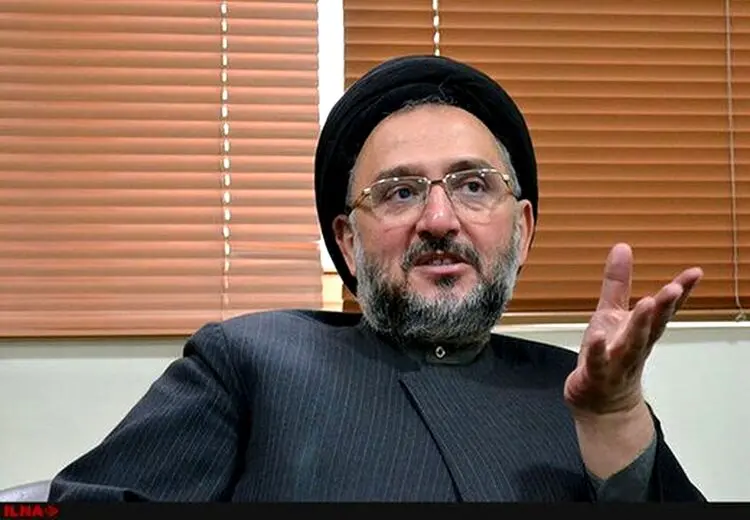 ابطحی: آقای لاریجانی واژه «خالص ساز» معرکه بود
