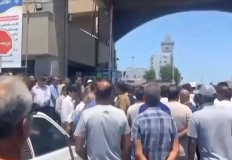 علت تجمع لنج‌داران بوشهری و بازداشت برخی از آنها چه بود؟
