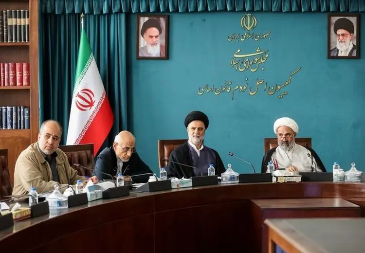راهکارهای برخورد با تخلفات فرهنگی در آموزش و پرورش بررسی شد