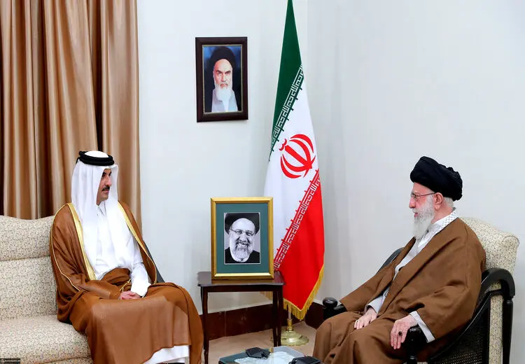 رهبر انقلاب: از دست دادن رییس‌جمهور جامع‌الاطراف سخت است، اما حرکت کشور هیچ تغییری نمی‌کند